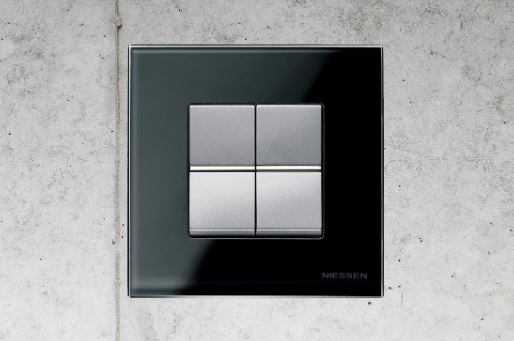 Marco cristal negro con mecanismo plata