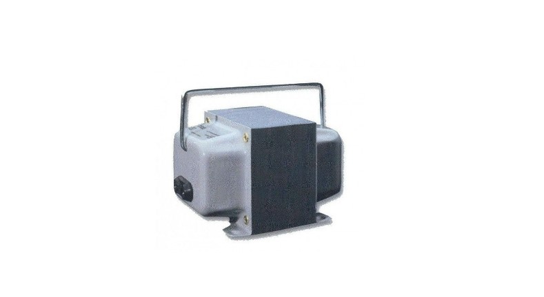 Transformador reversible 125V - 220V 1000VA EDM 31711